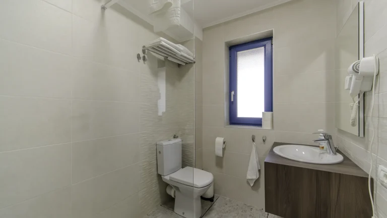 Fisherman's House New Bathroom